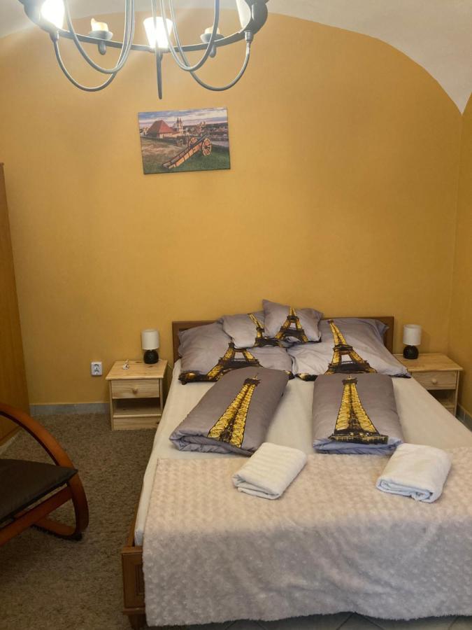 Gabriella Apartman エゲル エクステリア 写真